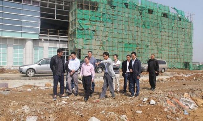 襄阳机场新建站坪土基通过验收