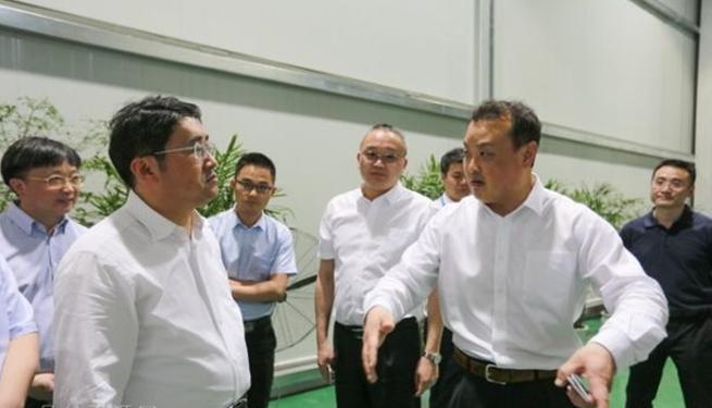 重庆市委常委凌月明调研华夏航空培训中心